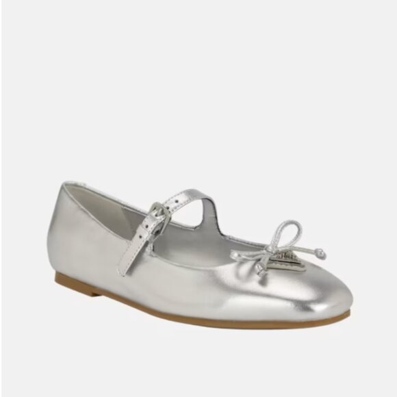Kayra Ballet Flats - Color Silver - Picture 1 of 5